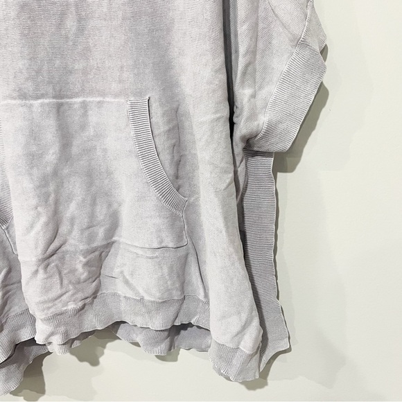 Barefoot Dreams Sunbleached Poncho in Soft Violet - Picture 8 of 12